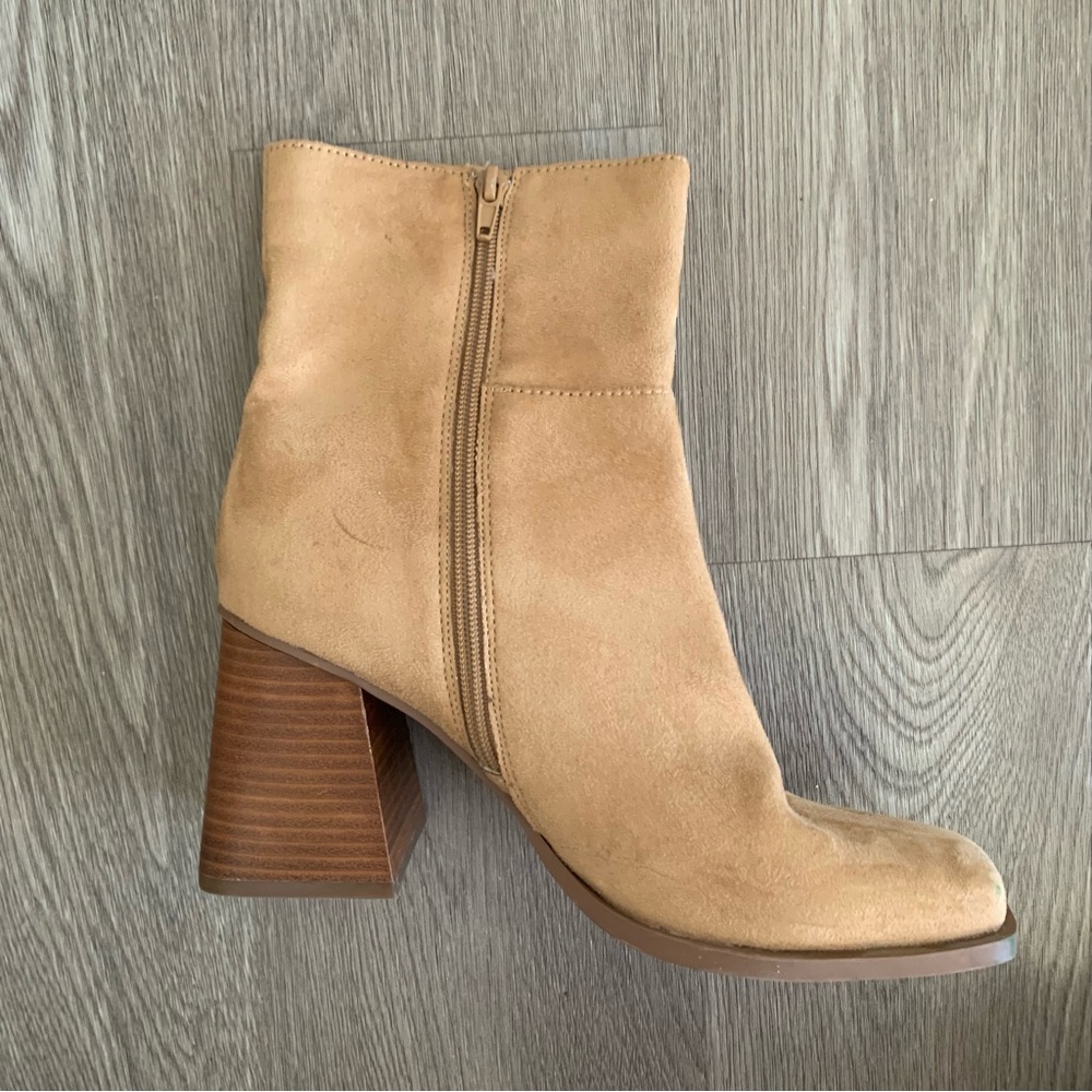 Tan Chunky Heeled Booties - Picture 16 of 16